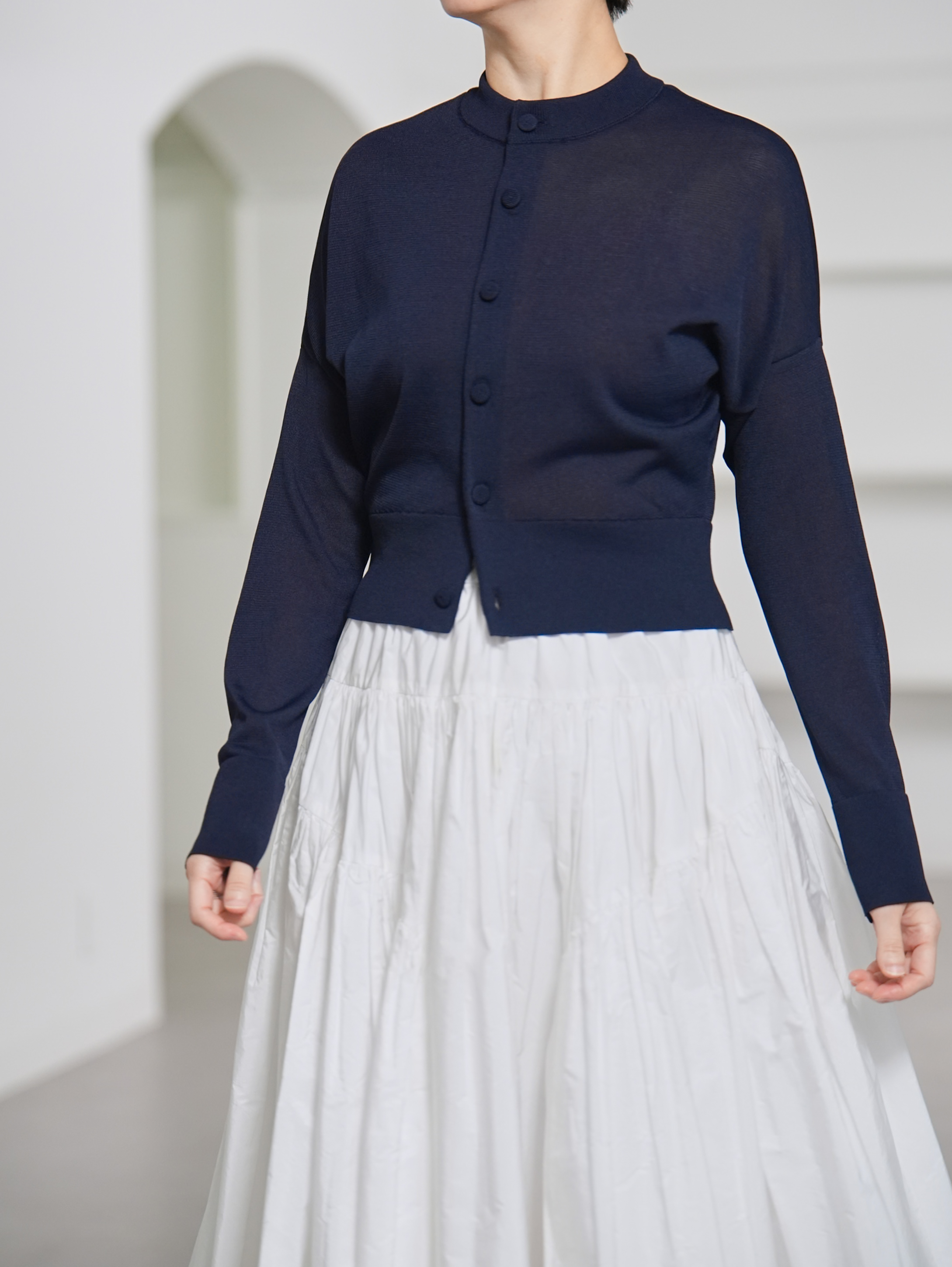 【3月末-4月中旬デリバリー予定】Demi Sheer (全4色)の画像