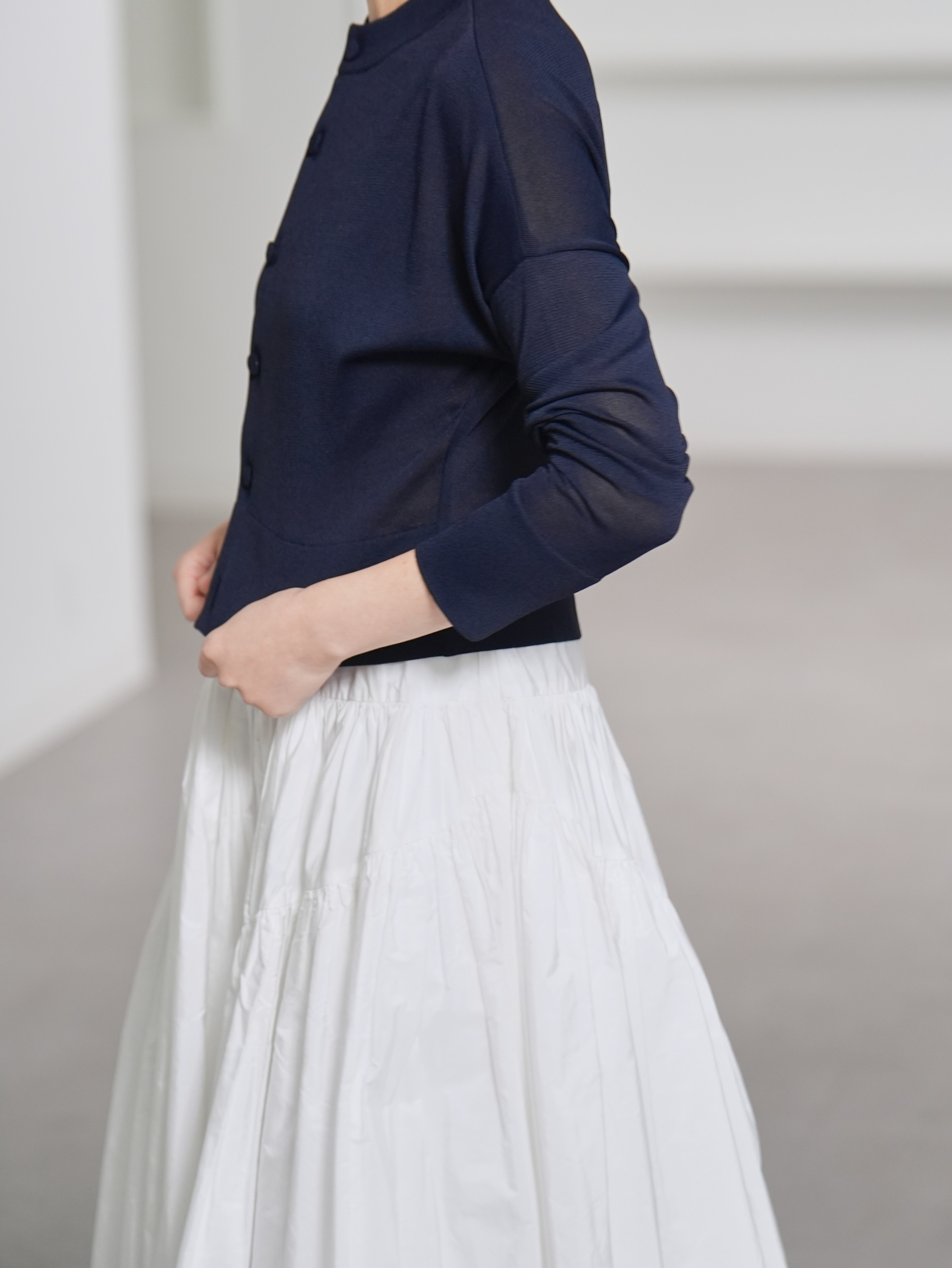 【3月末-4月中旬デリバリー予定】Demi Sheer (全4色)の画像