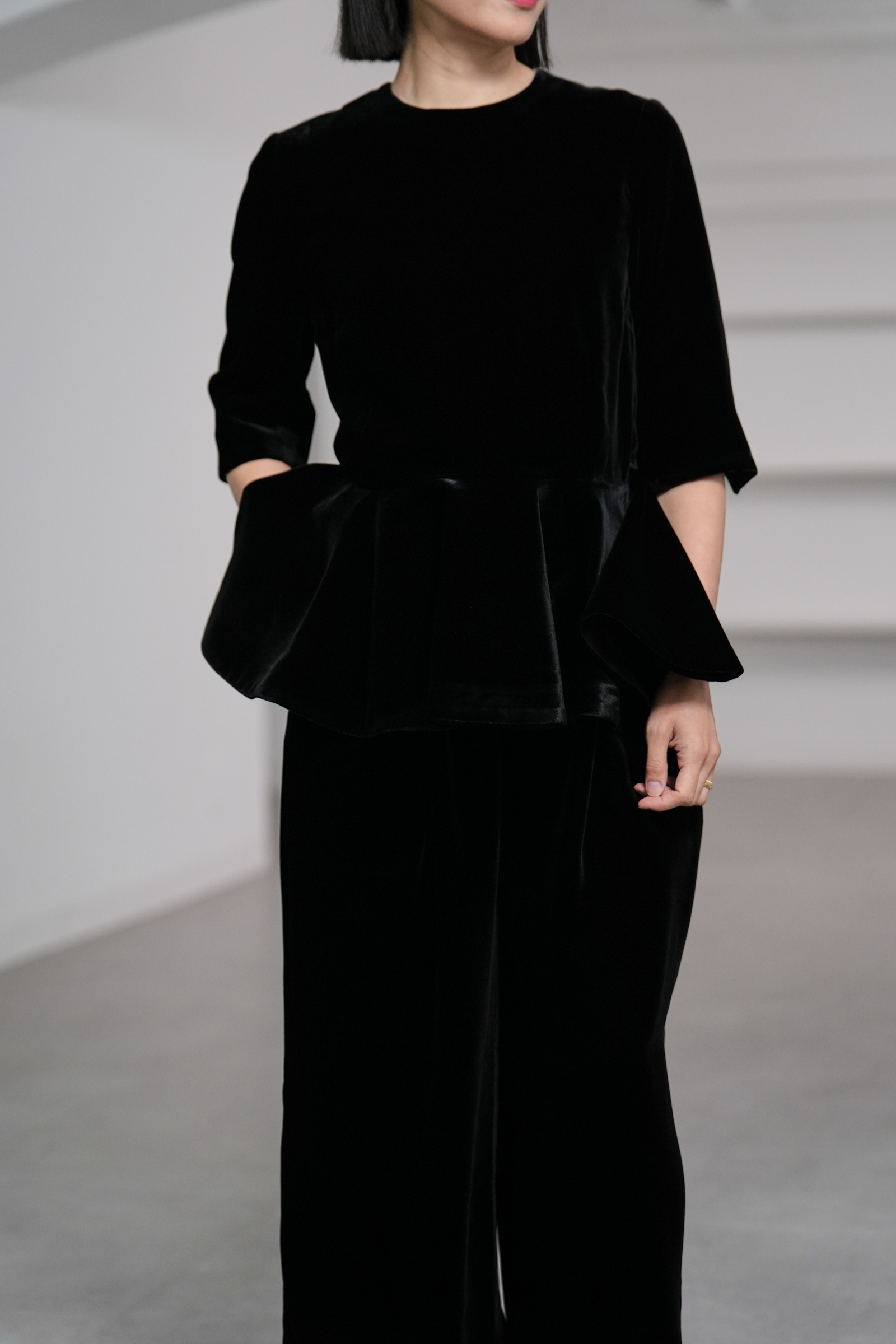 Claire Velvet | SHE Tokyo online shop