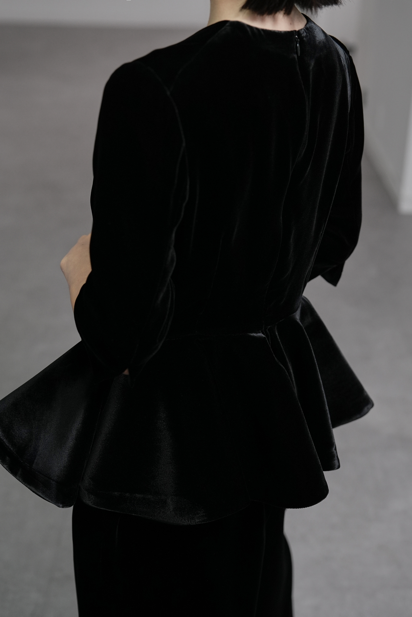 Claire Velvet | SHE Tokyo online shop
