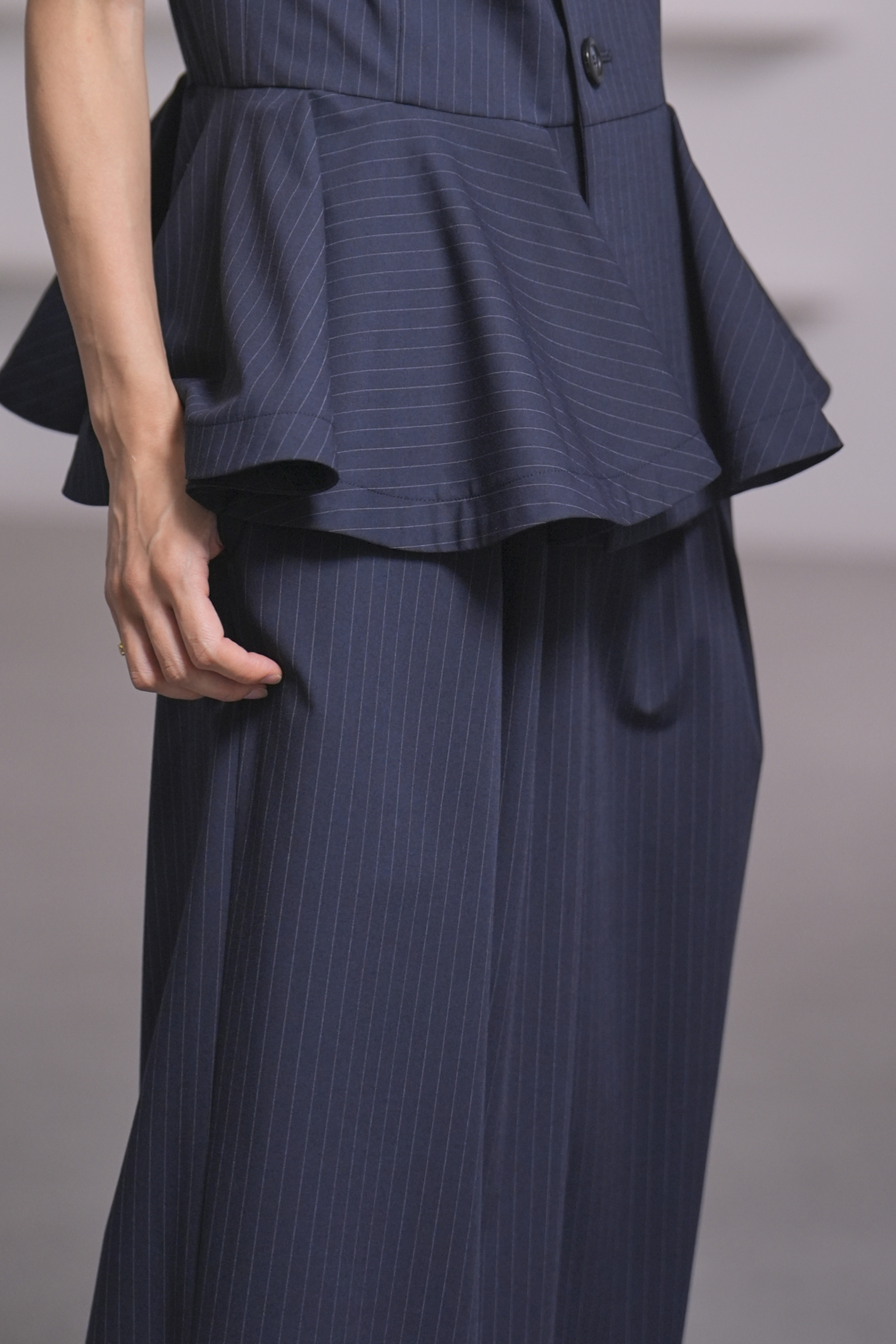 Faye Pinstripeの画像