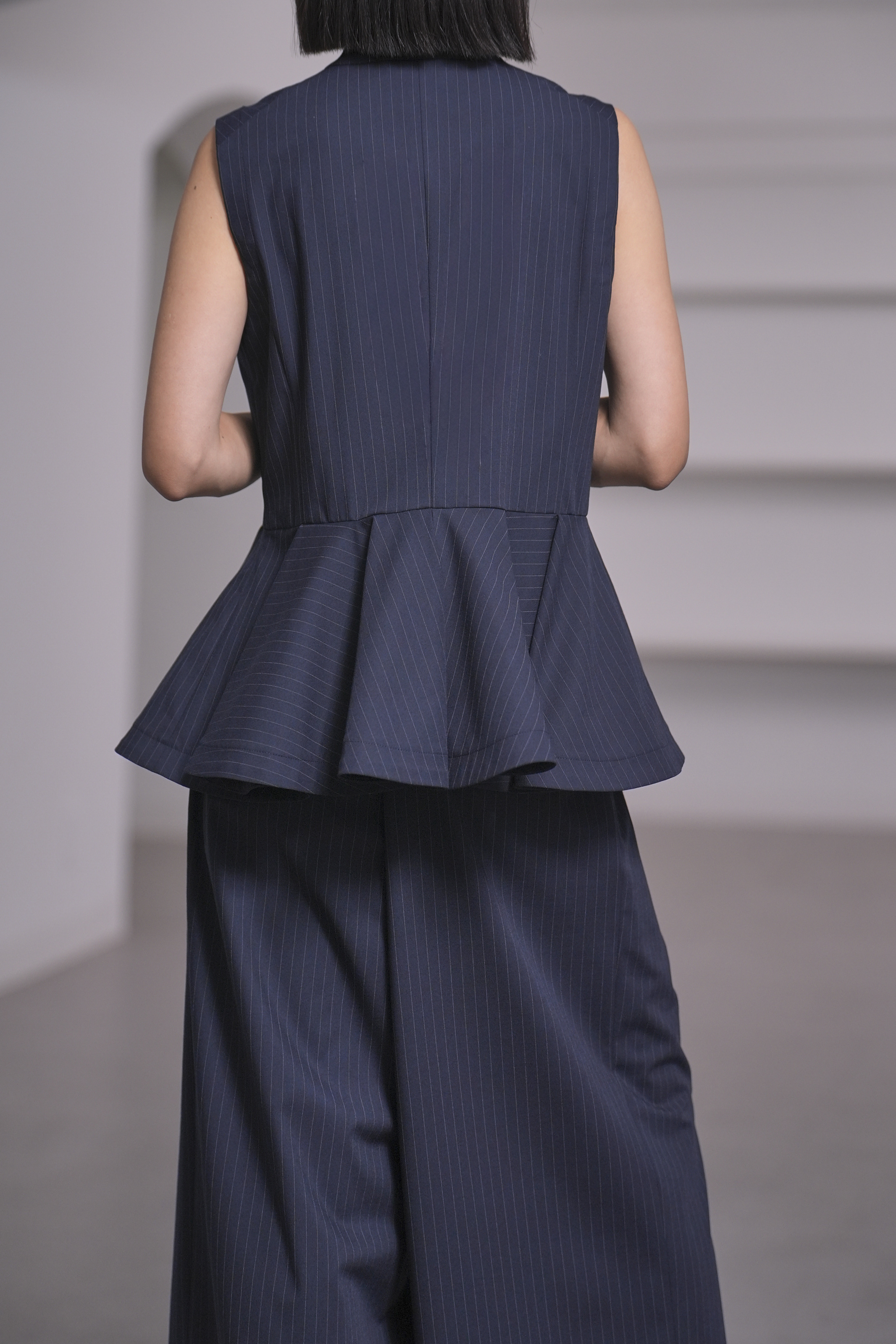 Faye Pinstripeの画像