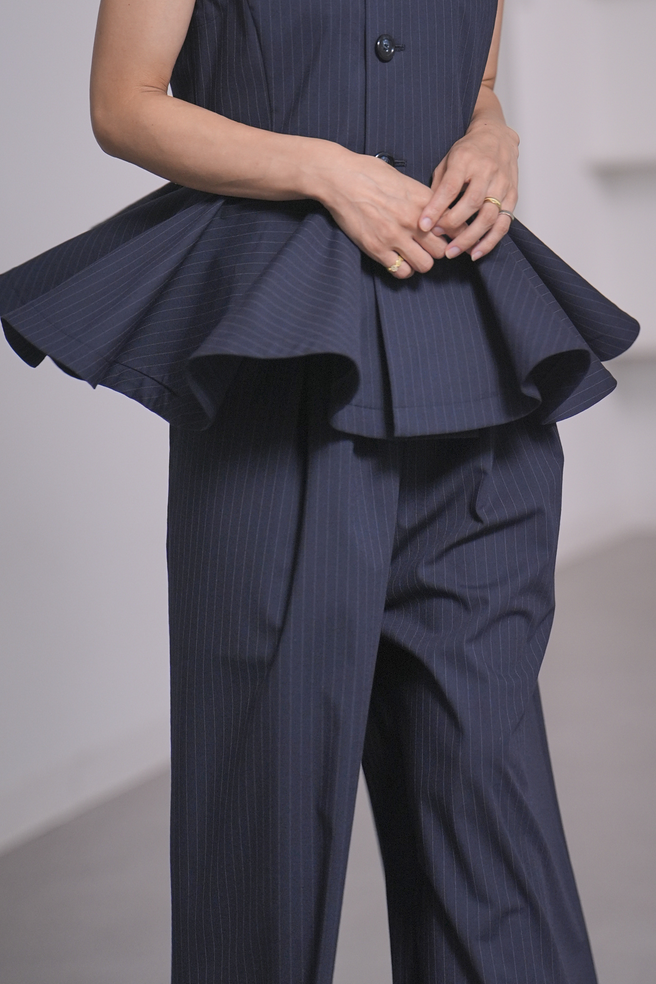 Faye Pinstripeの画像