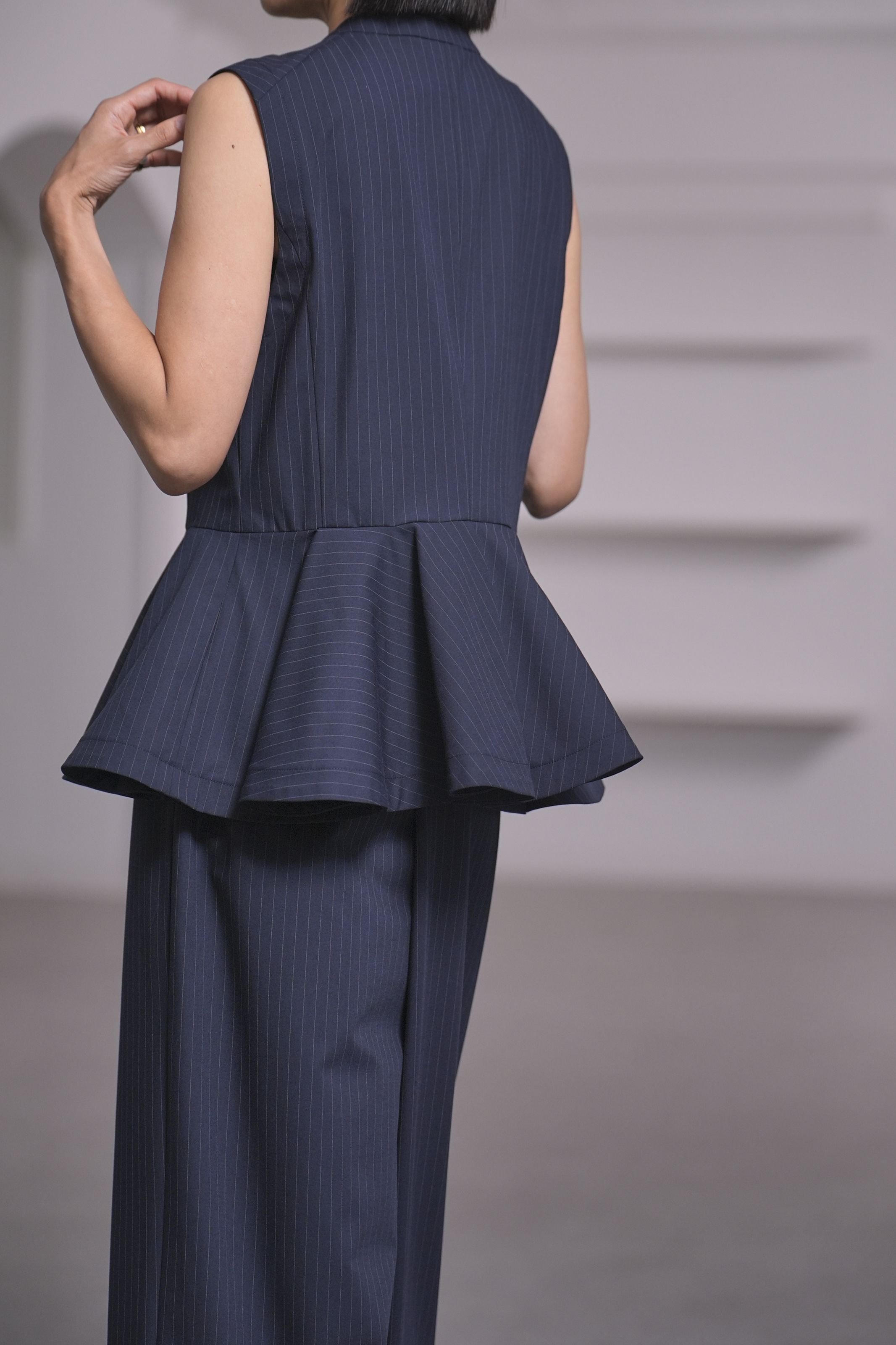 Faye Pinstripeの画像