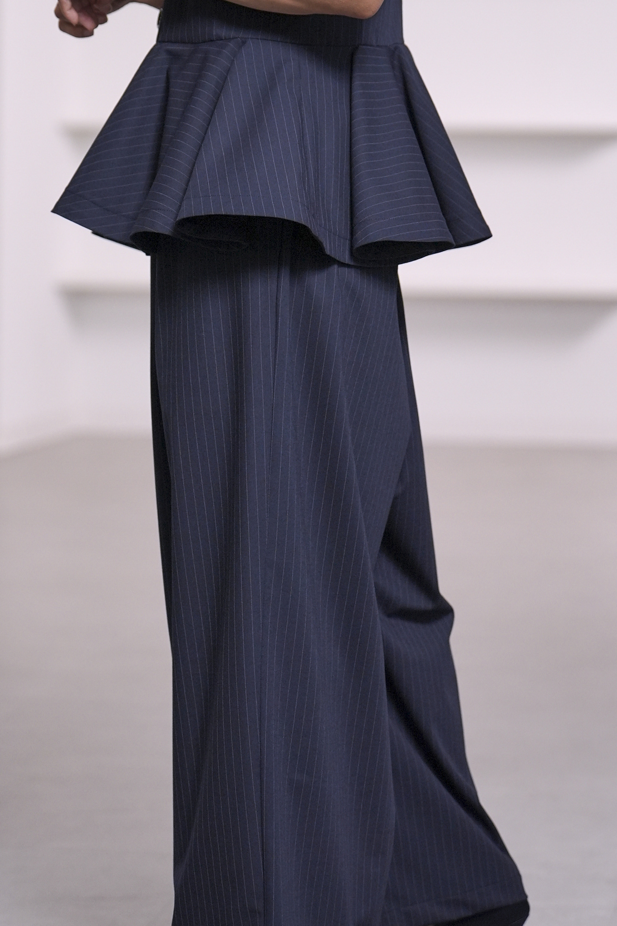 Faye Pinstripeの画像