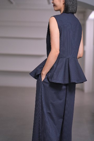 Faye Pinstripeの画像