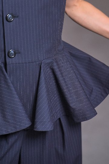 Faye Pinstripeの画像