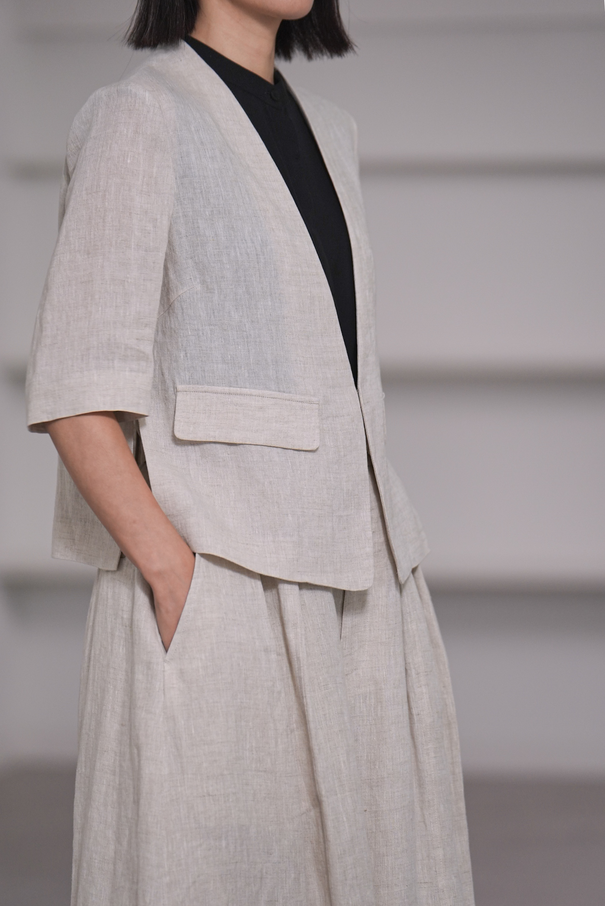 【4月上旬-5月上旬デリバリー予定】Len Linen (全3色)の画像