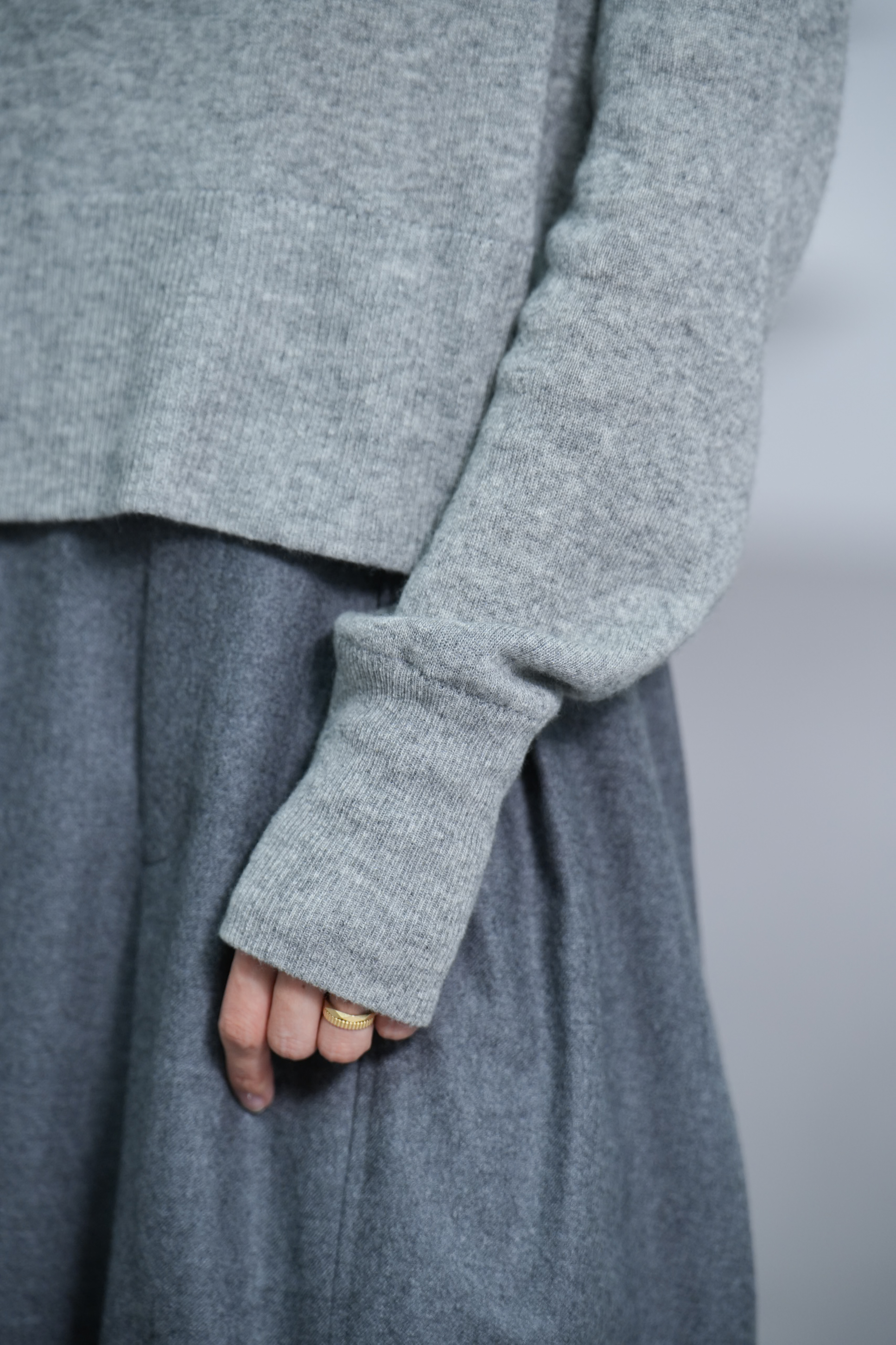 Darcy MelangeGrayの画像