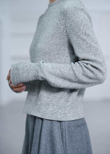 Darcy MelangeGrayの画像