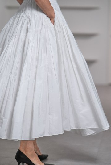 Eleanor Whiteの画像