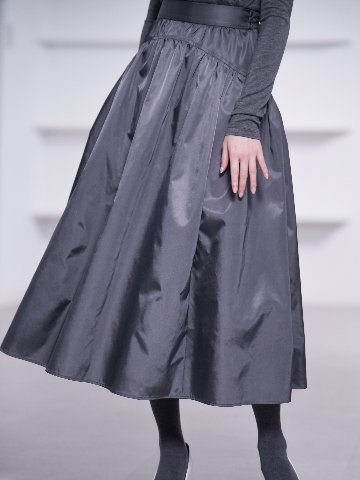 Suzy Dark Gray | SHE Tokyo online shop
