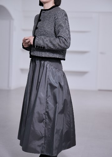 シートーキョーSHE Tokyo⭐️ Suzy ダークグレー⭐️新品サイズ36 シートーキョーSHE Tokyo⭐️ Suzy ダークグレー⭐️新品サイズ36 シー