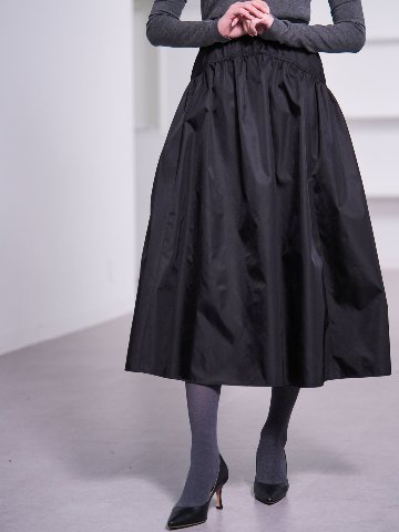 Suzy Black | SHE Tokyo online shop