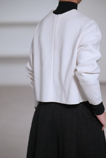 Moss True Whiteの画像