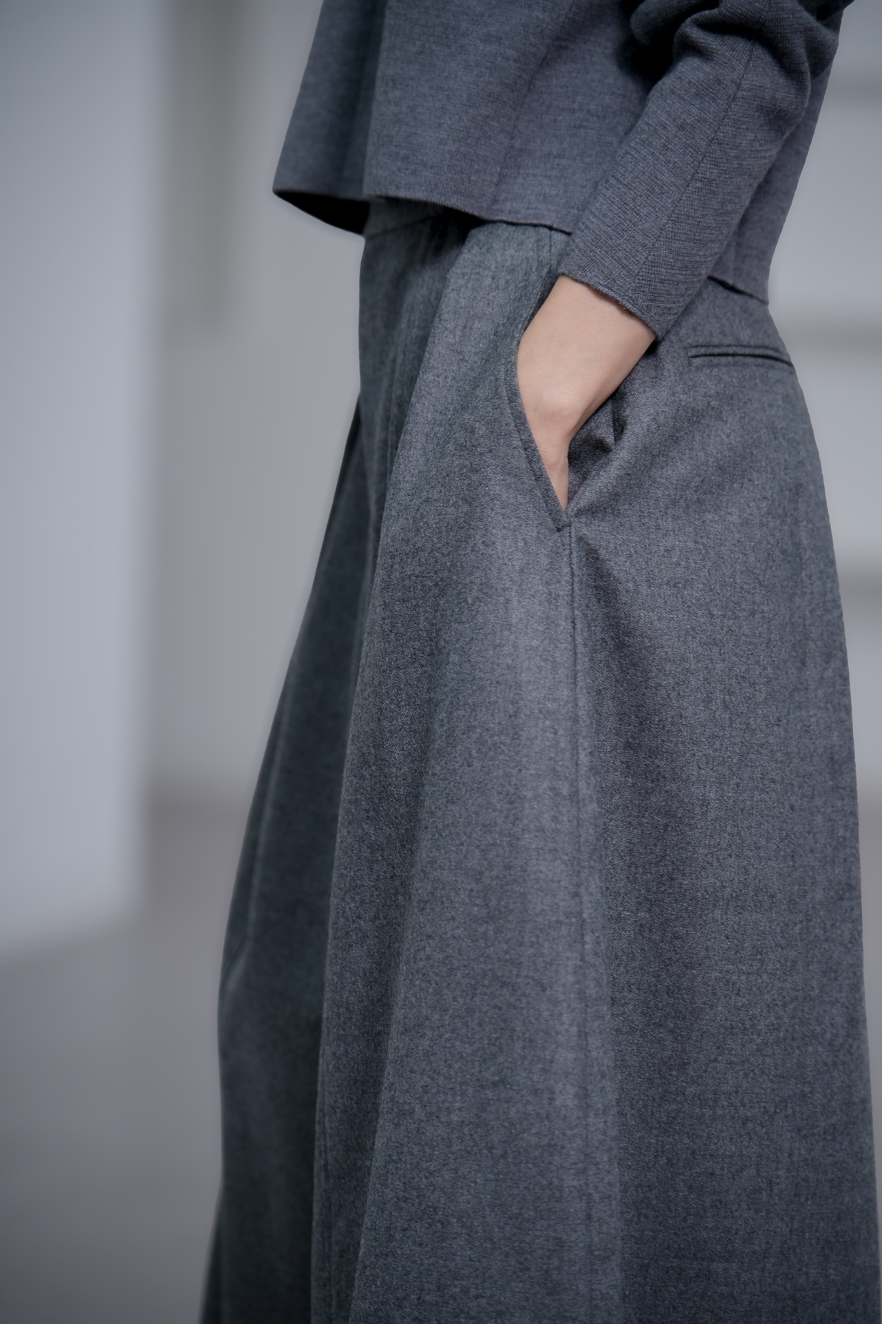 Moss Charcoalの画像