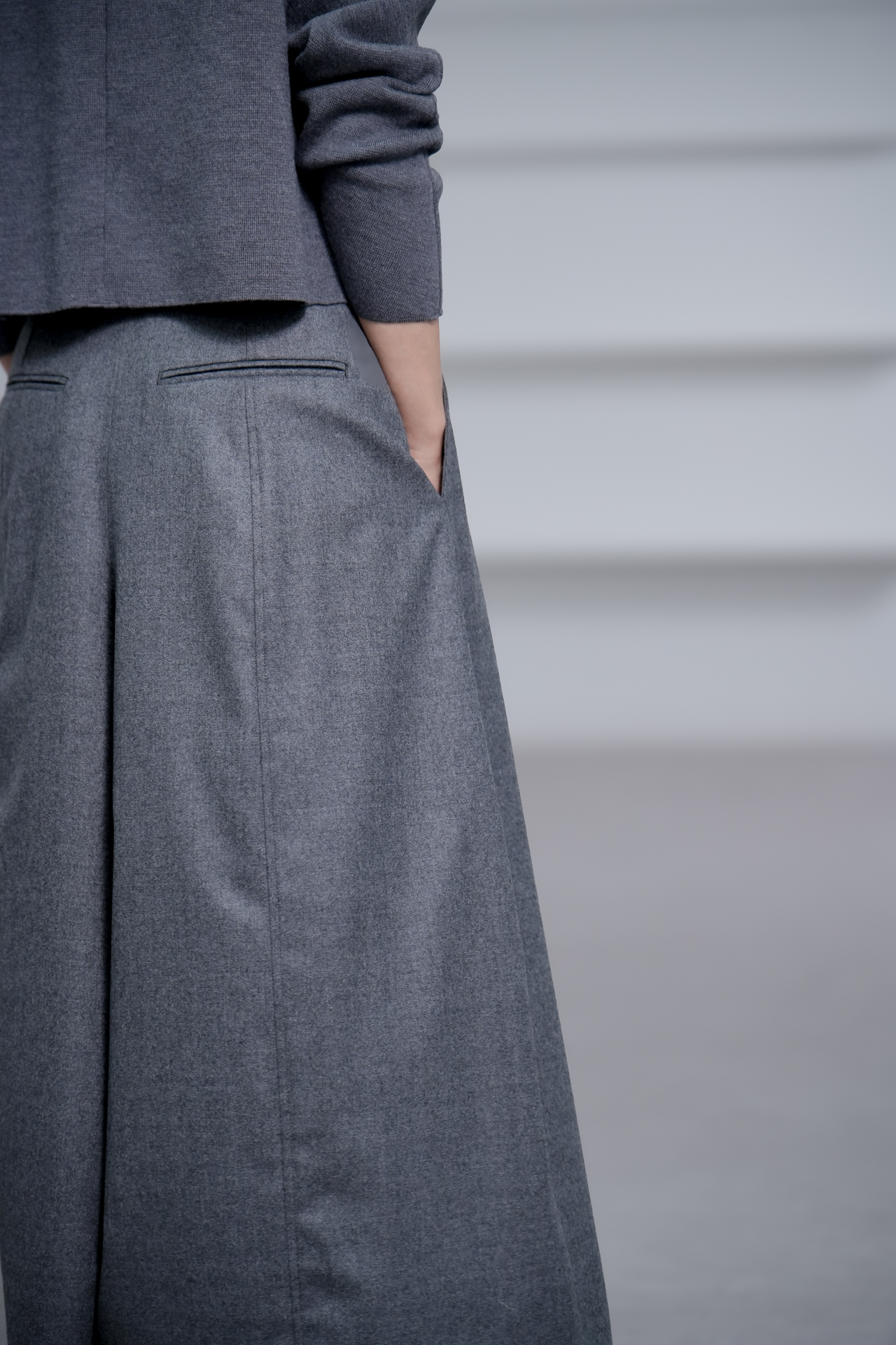 Moss Charcoalの画像