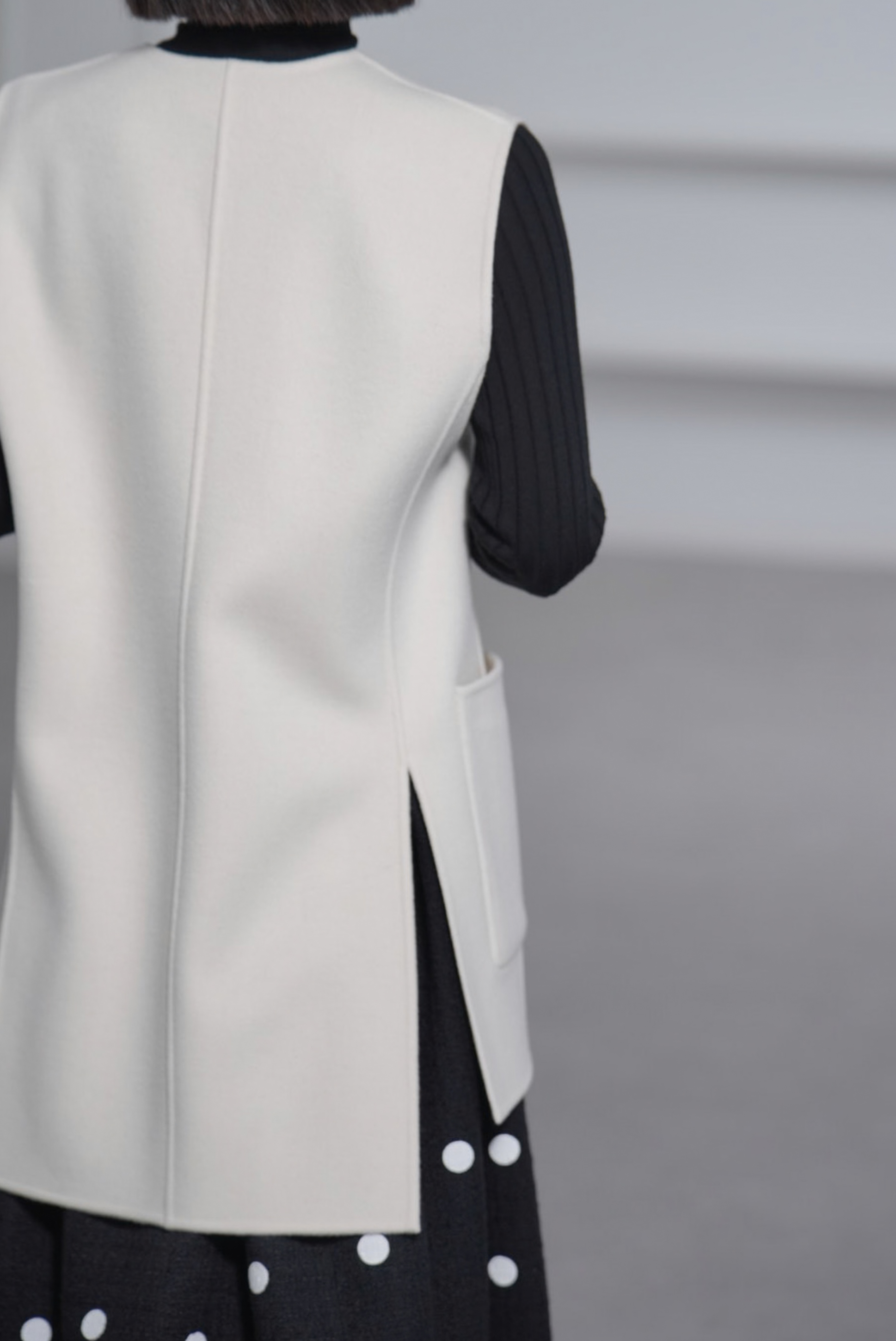 Nikita Wool Cashmere Off Whiteの画像