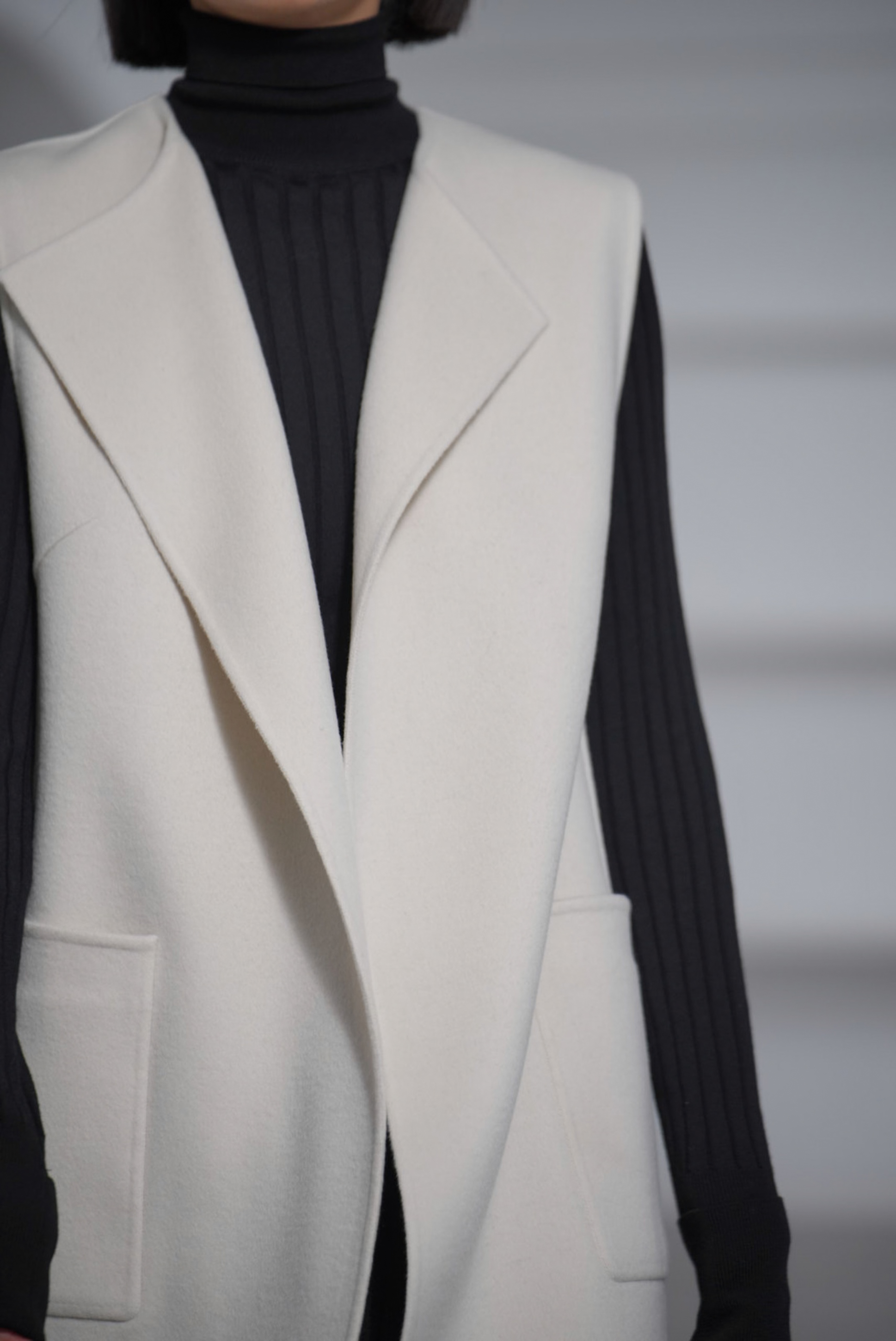 Nikita Wool Cashmere Off Whiteの画像