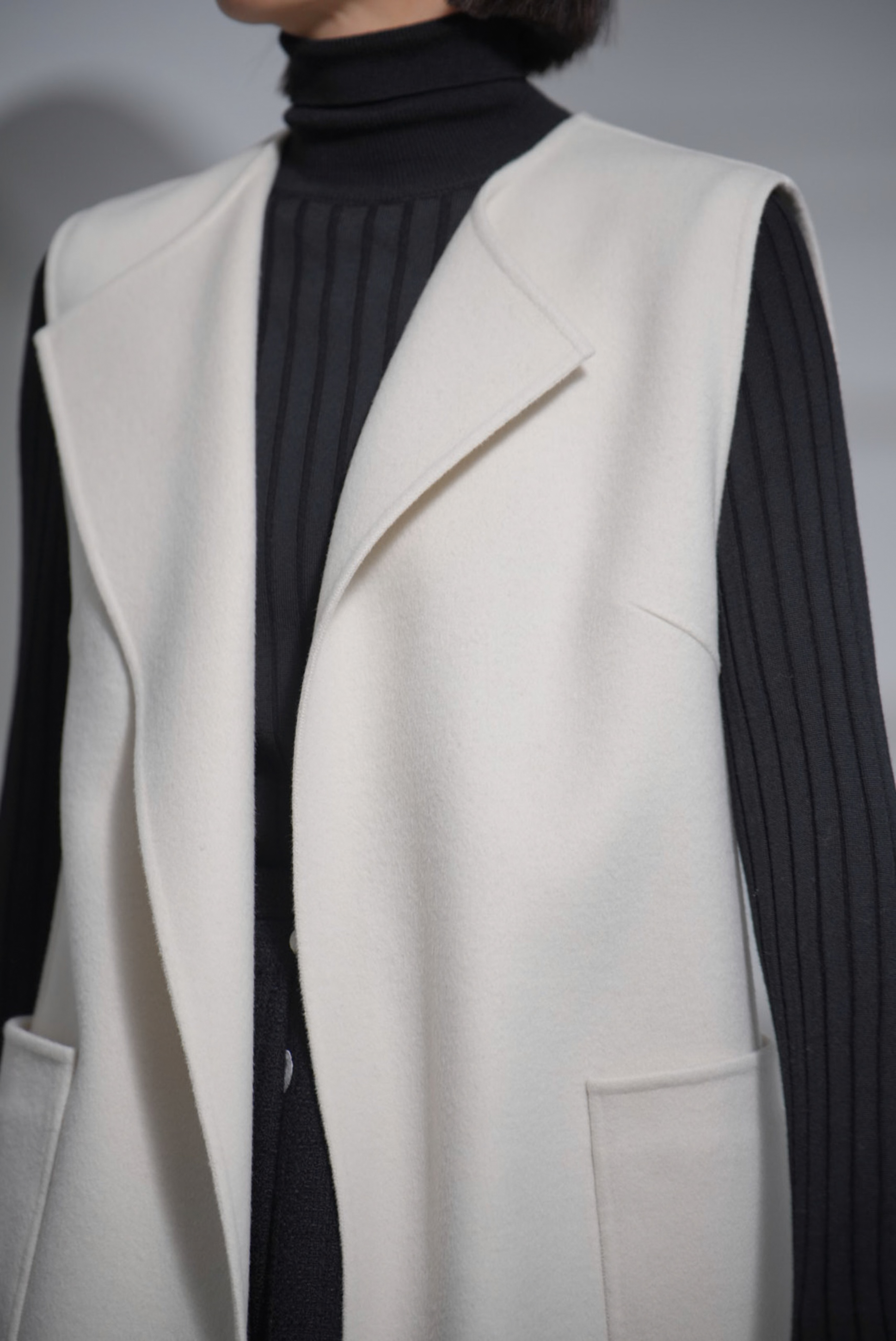 Nikita Wool Cashmere Off Whiteの画像