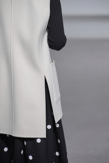 Nikita Wool Cashmere Off Whiteの画像