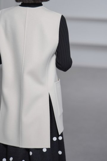 Nikita Wool Cashmere Off Whiteの画像