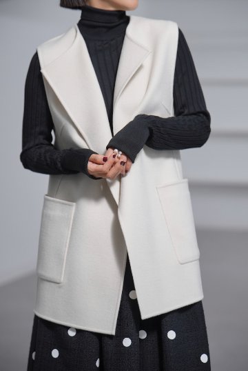 Nikita Wool Cashmere Off Whiteの画像