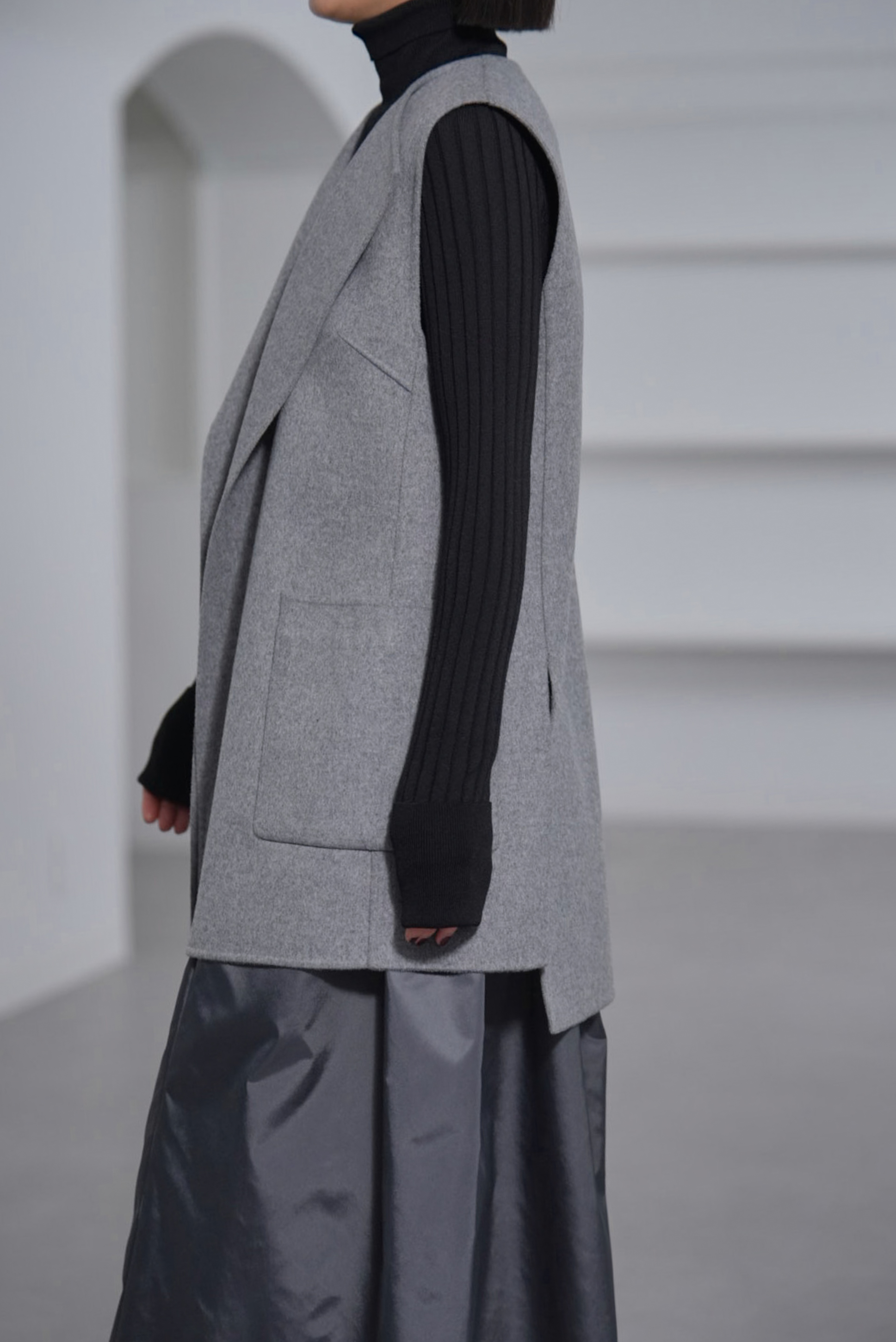 Nikita Wool Cashmere Grayの画像