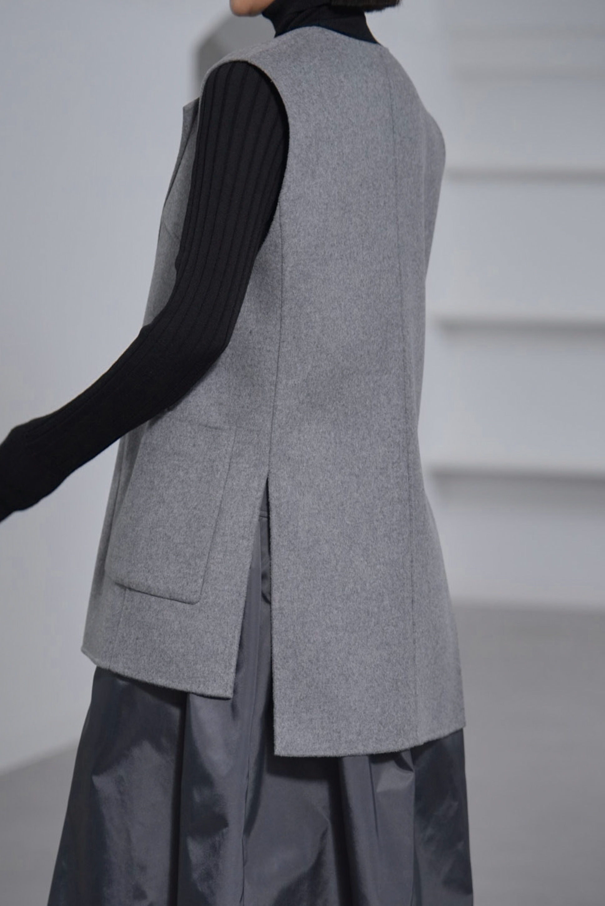 Nikita Wool Cashmere Grayの画像
