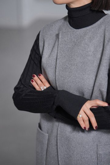 Nikita Wool Cashmere Grayの画像