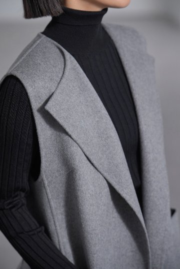 Nikita Wool Cashmere Grayの画像