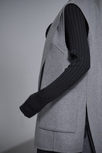 Nikita Wool Cashmere Grayの画像
