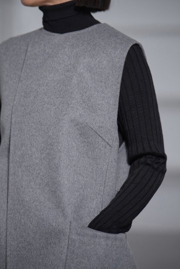 Nikita Wool Cashmere Grayの画像