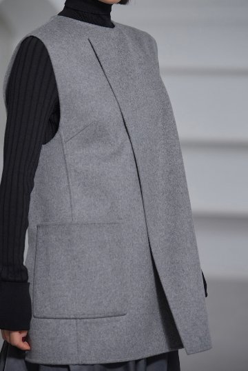 Nikita Wool Cashmere Grayの画像