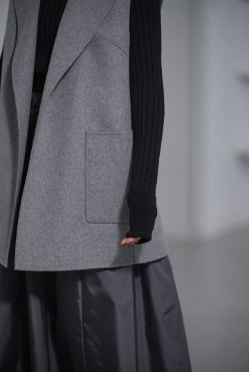 Nikita Wool Cashmere Grayの画像