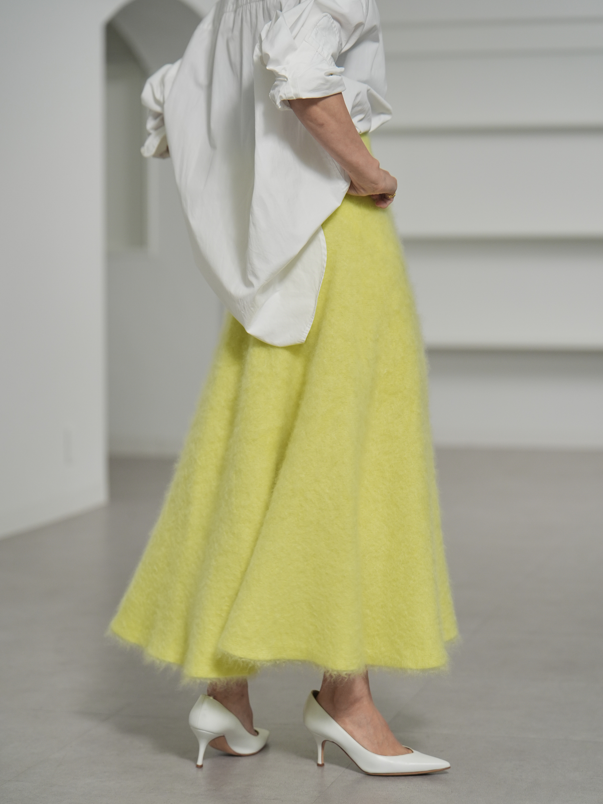 Tate Fur Cashmere Yellowの画像