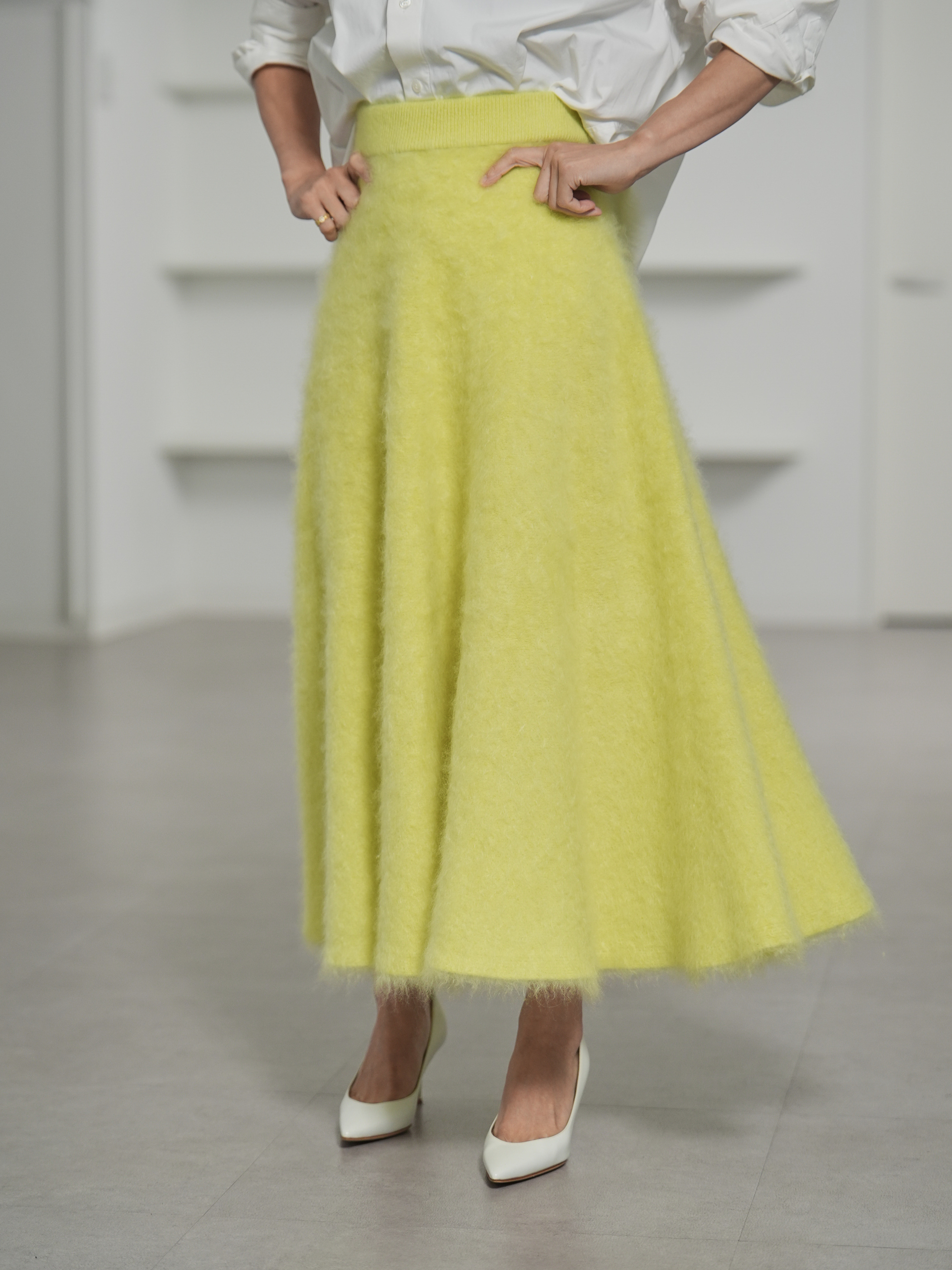 Tate Fur Cashmere Yellowの画像