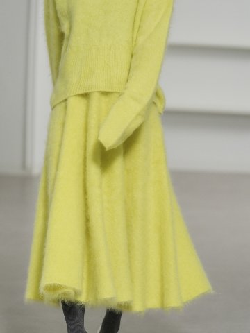 Tate Fur Cashmere Yellowの画像