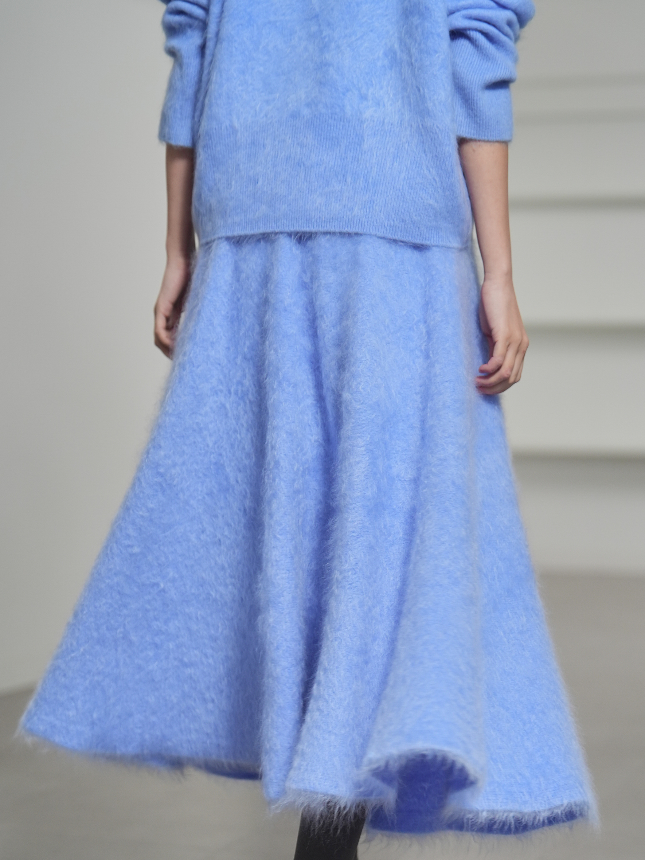 Tate Fur Cashmere SaxeBlueの画像