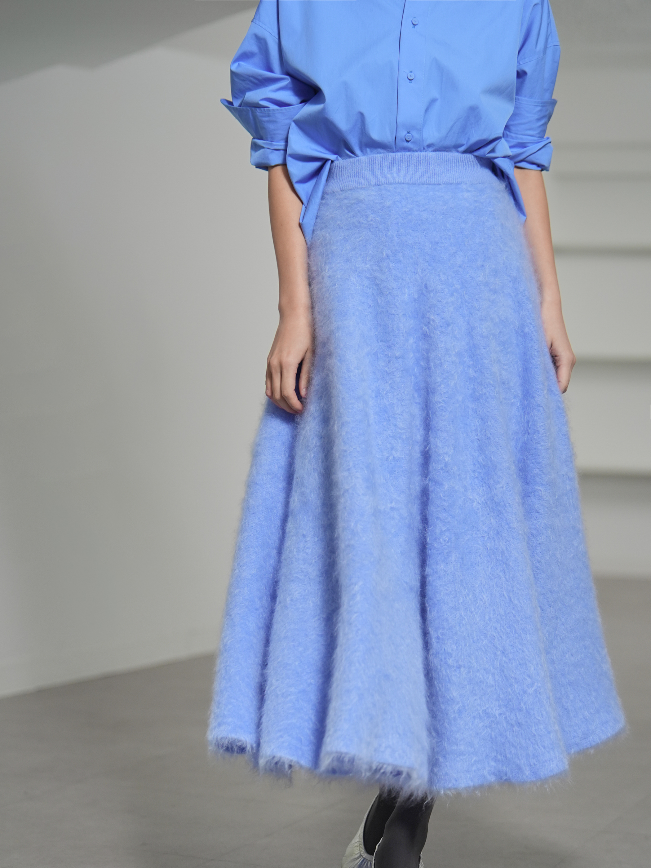 Tate Fur Cashmere SaxeBlueの画像
