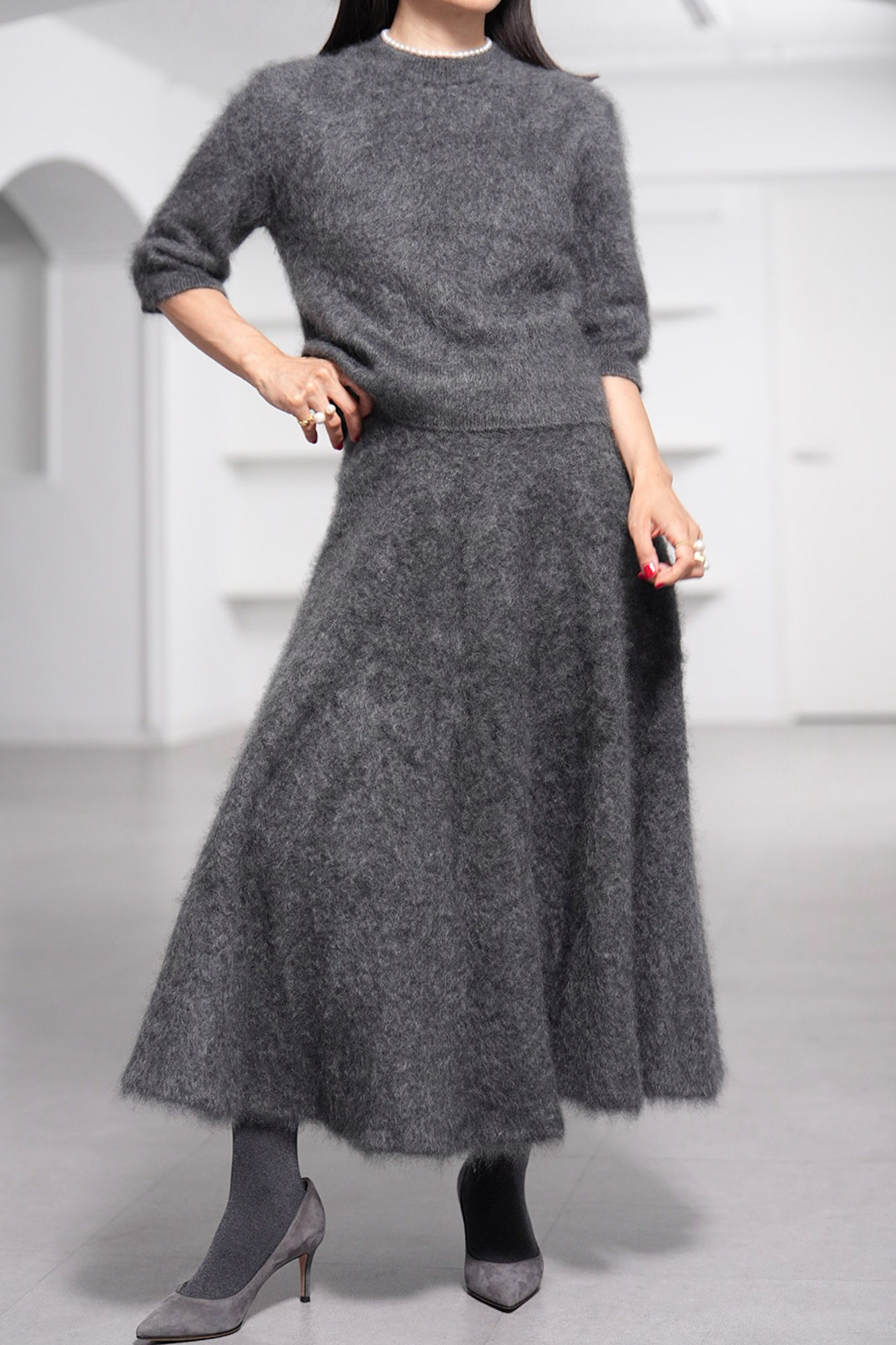 Tate Fur Cashmere Charcoalの画像