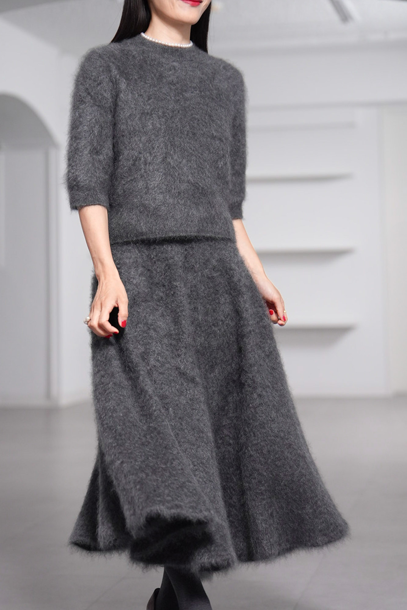Tate Fur Cashmere Charcoalの画像