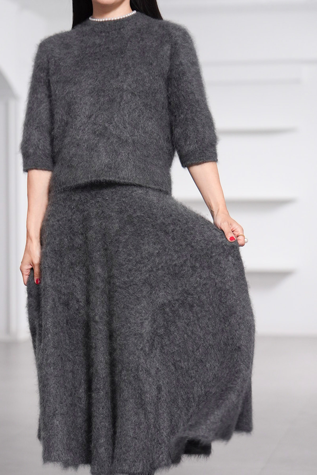 Tate Fur Cashmere Charcoalの画像