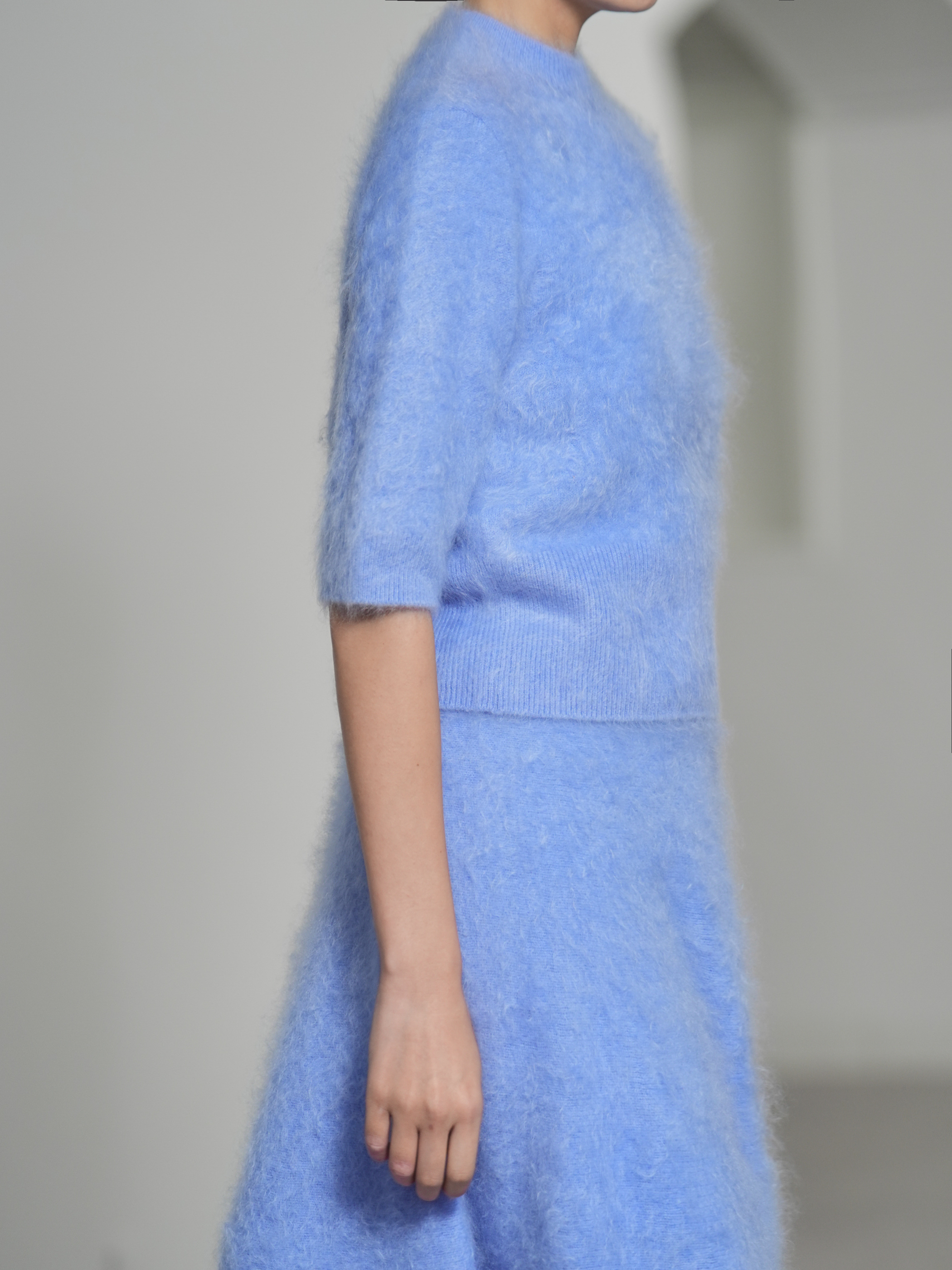 Darcy Fur Cashmere SaxeBlueの画像
