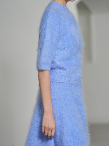 Darcy Fur Cashmere SaxeBlueの画像