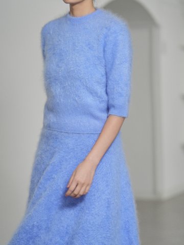 Darcy Fur Cashmere SaxeBlueの画像