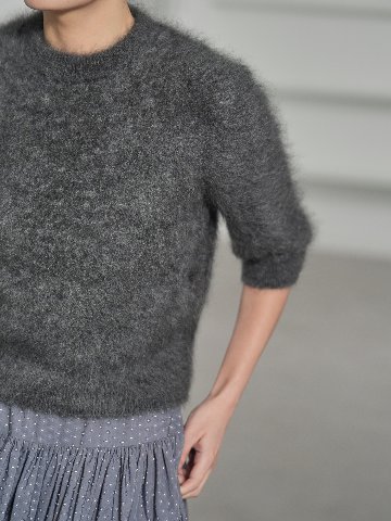 Darcy Fur Cashmere Charcoalの画像