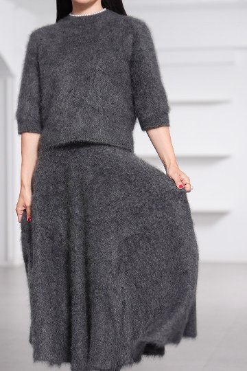 Darcy Fur Cashmere Charcoalの画像