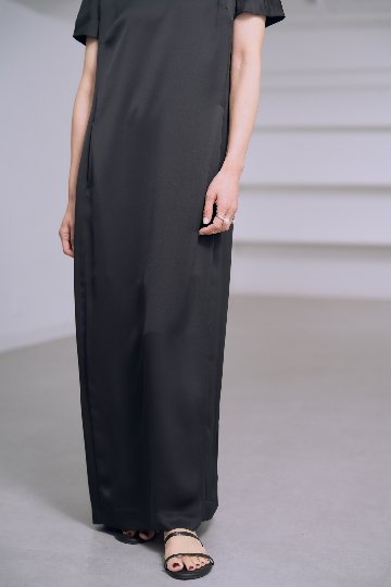 Manon Satin Black の画像