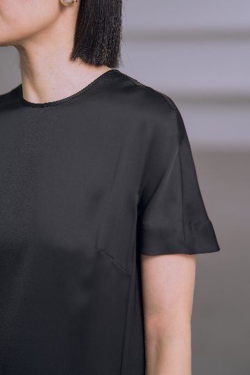 Manon Satin Black の画像